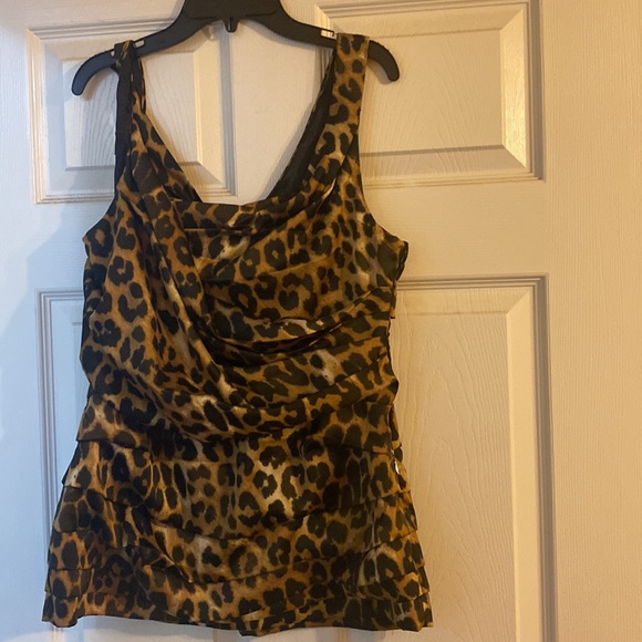 Large Cheetah print Top - Picture 2 of 2